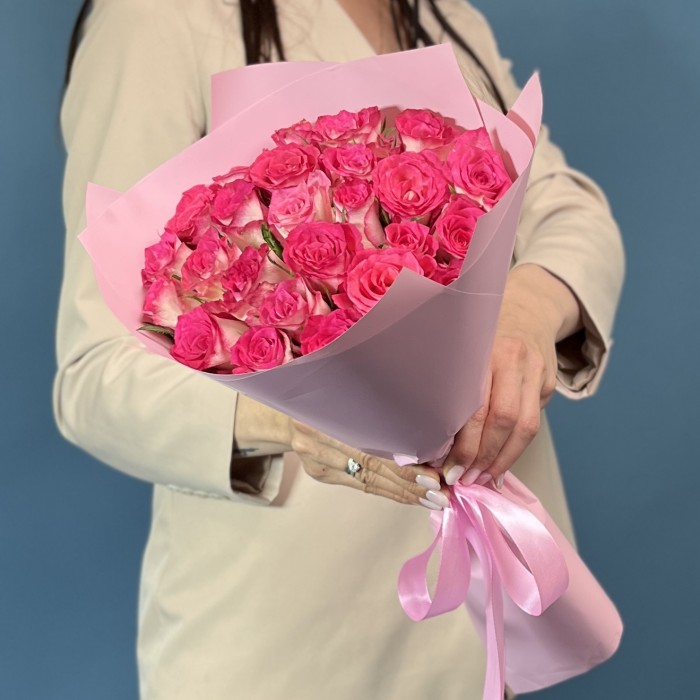 25 малиново-белых роз Дабл Дейт